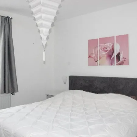 度假居 Huis Bij Willingen Eimelrod