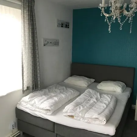 Huis Bij Willingen 度假居
